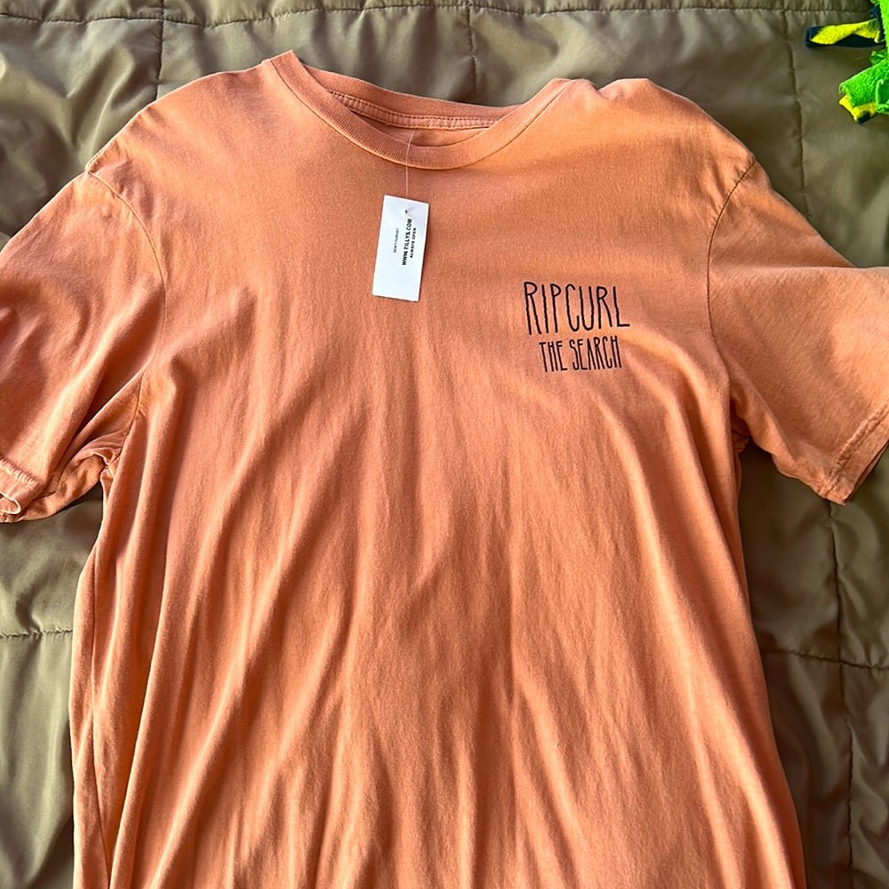 NEW W TAGS! RIPCURL TILLY’S Vintage Tee